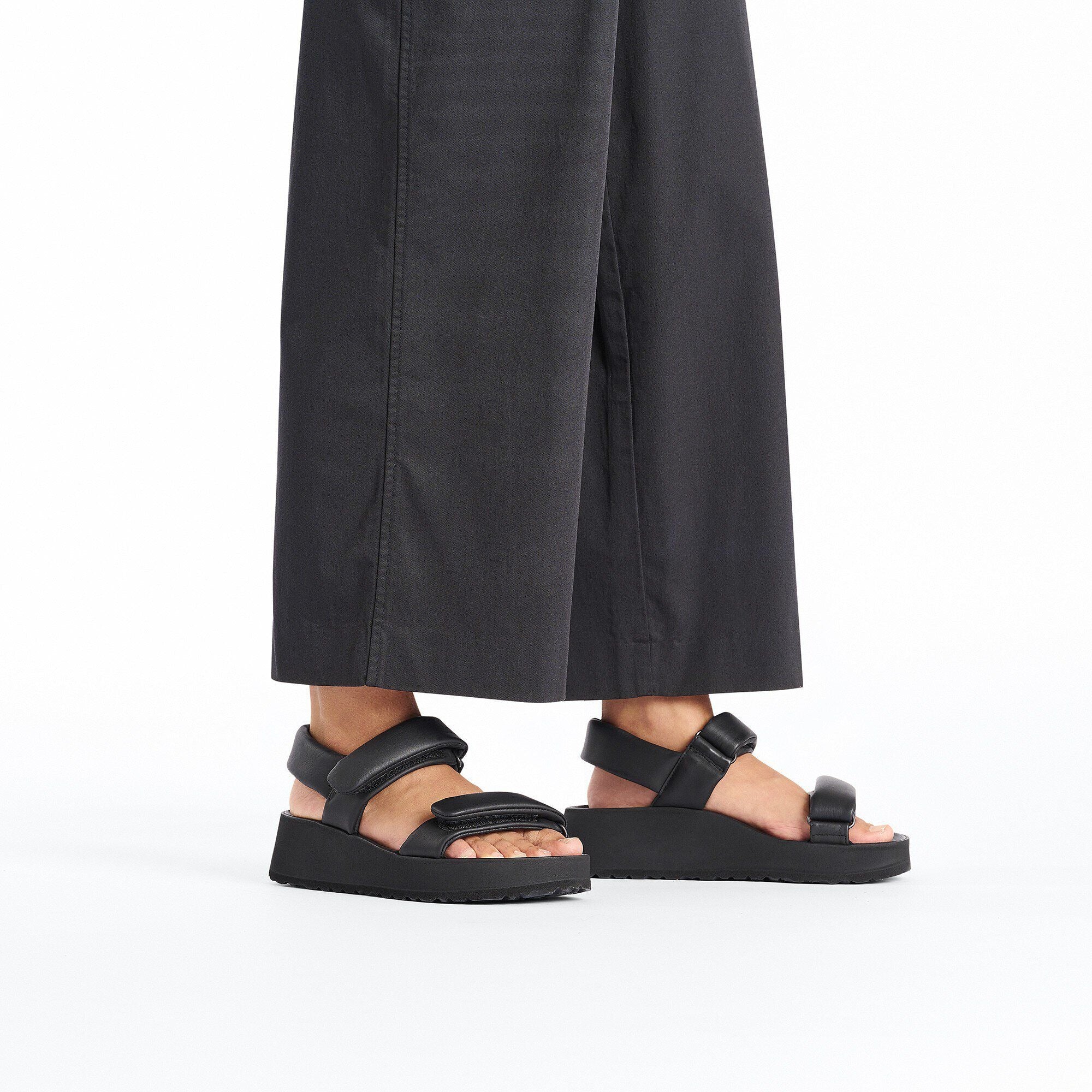 Theda | Leather | Black - Image 3
