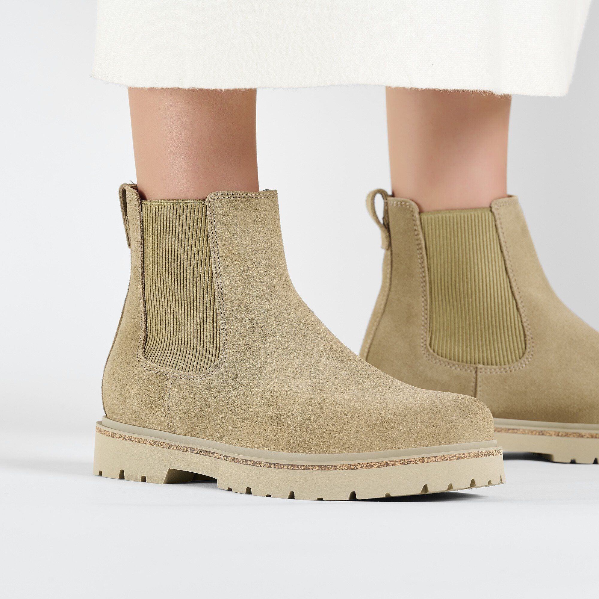 Highwood Slip On | Women | Suede | Taupe - Image 2